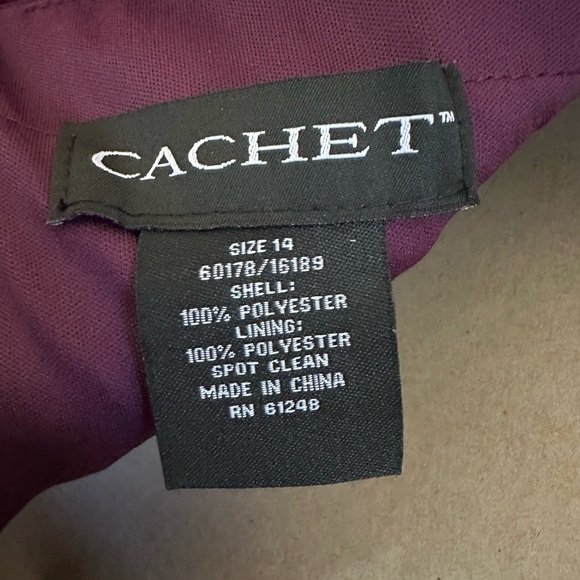 Mother of the Bride/Groom Dress. Worn once and dry cleaned. - Picture 7 of 7